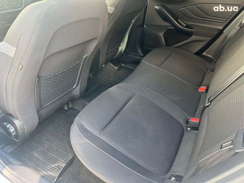 Ford Focus 2019 белый - фото 11