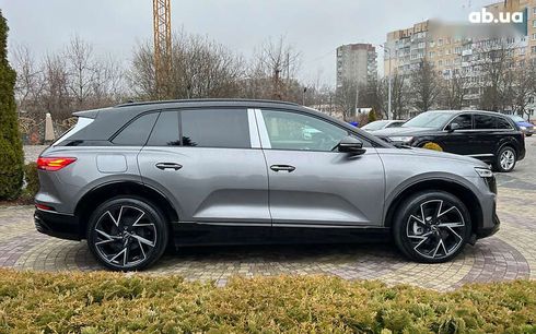 Audi Q5 e-tron 2022 - фото 8