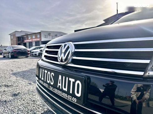 Volkswagen Touareg 2018 - фото 17