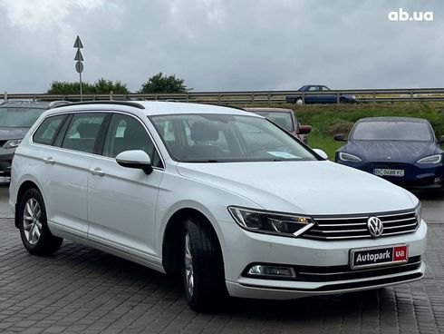 Volkswagen passat b8 2016 белый - фото 13