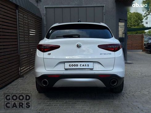 Alfa Romeo Stelvio 2018 - фото 5