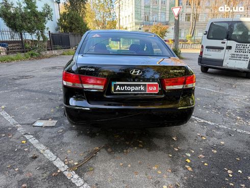 Hyundai Sonata 2009 черный - фото 6