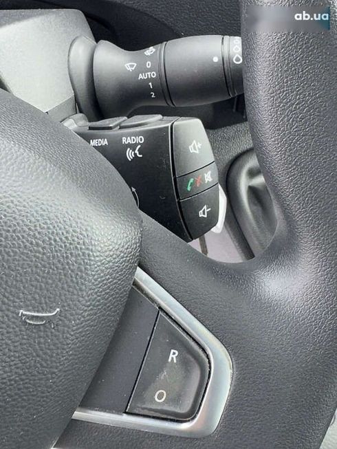Renault Master 2020 - фото 25