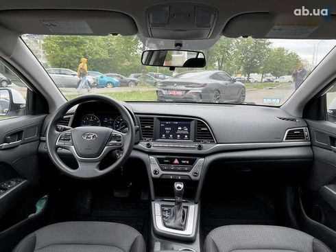 Hyundai Elantra 2018 - фото 7