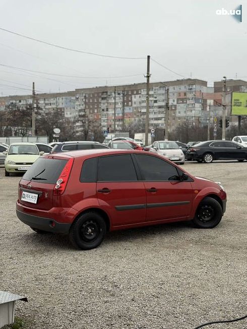 Ford Fiesta 2008 - фото 3