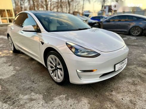 Tesla Model 3 2021 - фото 27