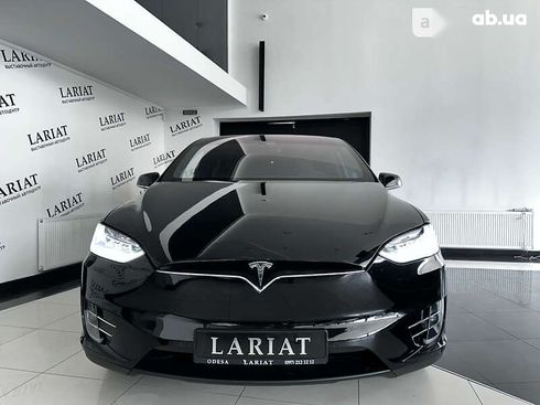 Tesla Model X 2018 - фото 5