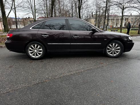 Hyundai Grandeur 2007 красный - фото 8