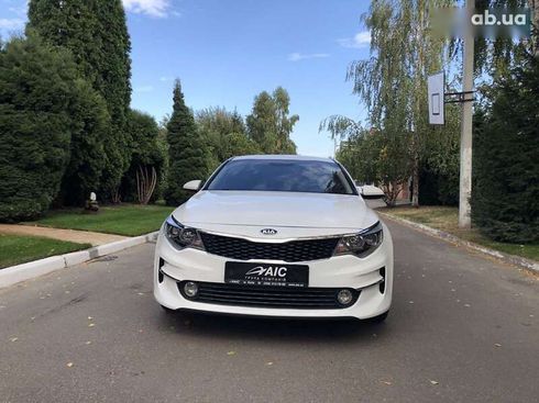 Kia K5 2017 - фото 7