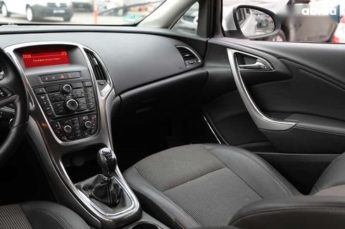 Opel Astra 2010 - фото 11