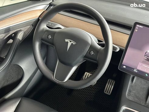 Tesla Model Y 2023 серый - фото 11