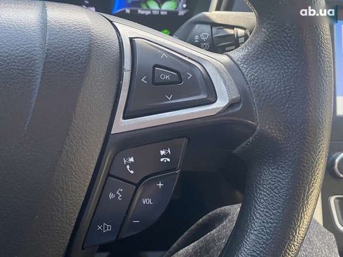 Ford Fusion 2019 - фото 25