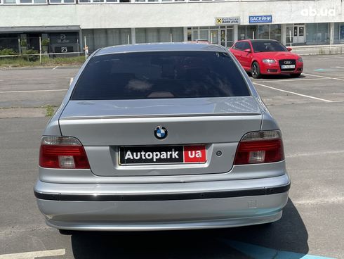 BMW 5 серия 1998 серый - фото 4