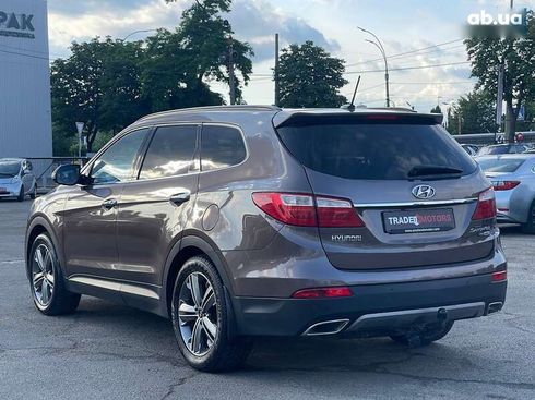 Hyundai Grand Santa Fe 2014 - фото 8