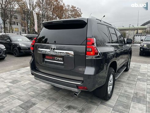 Toyota Land Cruiser Prado 2020 - фото 15