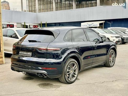 Porsche Cayenne 2019 - фото 2