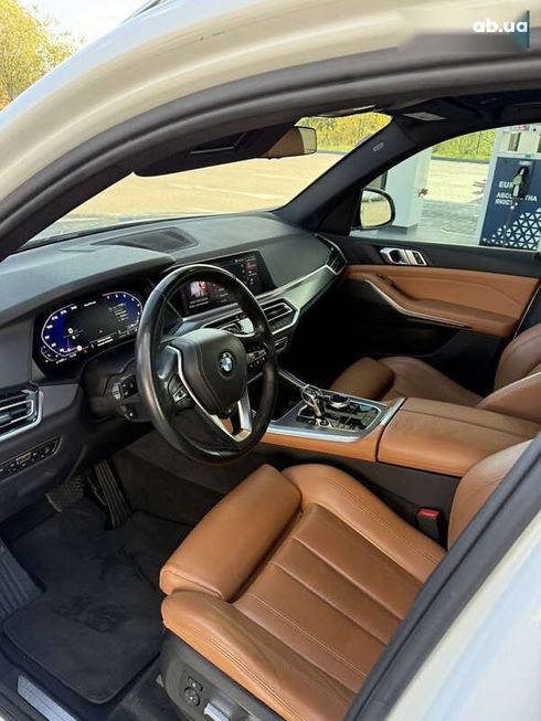BMW X5 2018 - фото 13