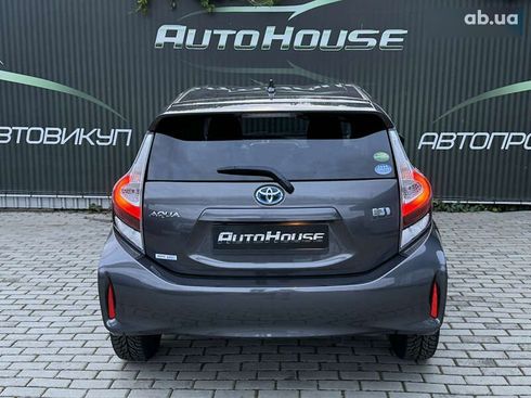 Toyota Aqua 2019 - фото 15