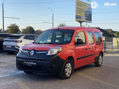 Renault Kangoo 2019 - фото 12