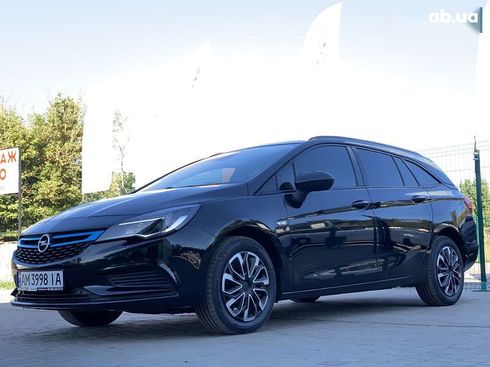 Opel Astra 2017 - фото 2