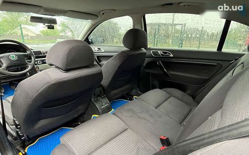 Skoda Superb 2005 - фото 13
