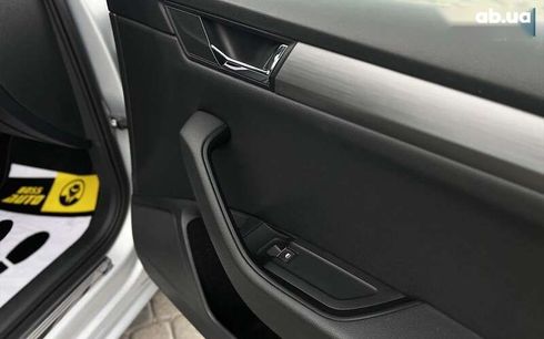 Skoda Superb 2018 - фото 25