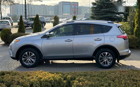 Toyota RAV4 2017 - фото 4