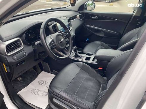 Kia Sorento 2017 - фото 9