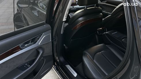 Audi A8 2012 серый - фото 10