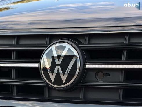 Volkswagen Touareg 2023 - фото 18