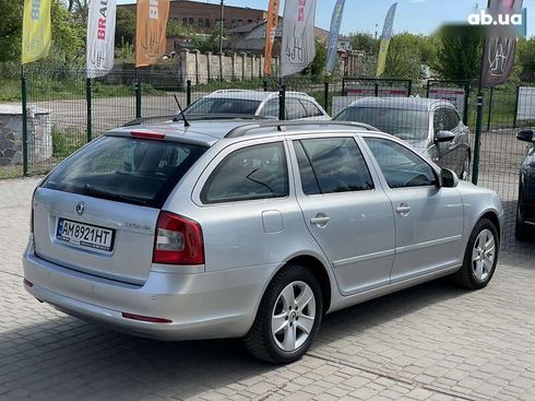 Skoda Octavia 2011 - фото 15
