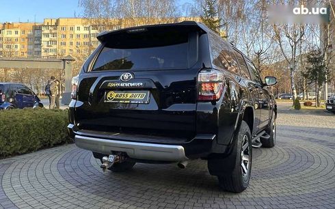 Toyota 4Runner 2020 - фото 7