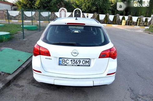 Opel Astra 2013 - фото 7