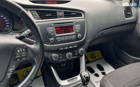 Kia Cee'd 2016 - фото 20