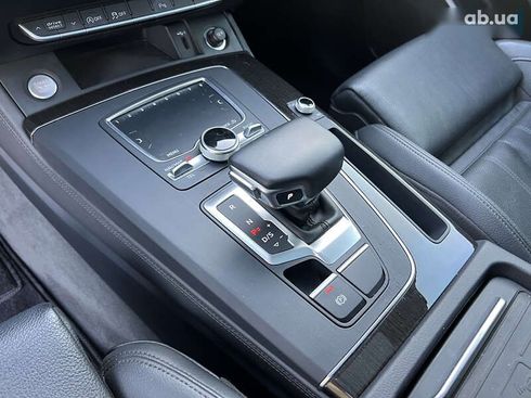 Audi Q5 2018 - фото 29