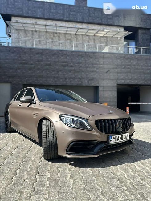 Mercedes-Benz C-Класс 2019 - фото 17