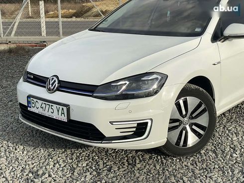 Volkswagen e-Golf 2019 - фото 12