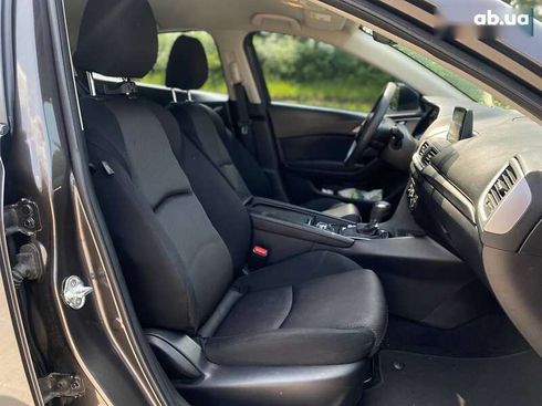 Mazda 3 2017 - фото 17