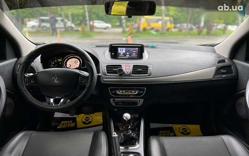 Renault Megane 2015 - фото 14