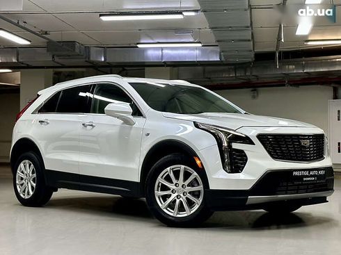 Cadillac XT4 2022 - фото 4