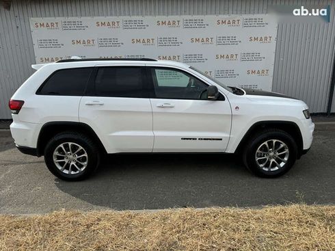 Jeep Grand Cherokee 2017 - фото 6