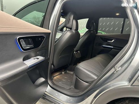 Mercedes-Benz EQE-Класс 2023 - фото 14