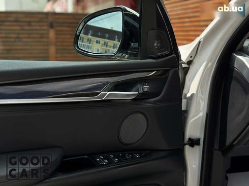 BMW X5 2015 - фото 11