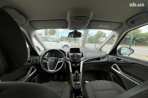 Opel Zafira 2012 - фото 21
