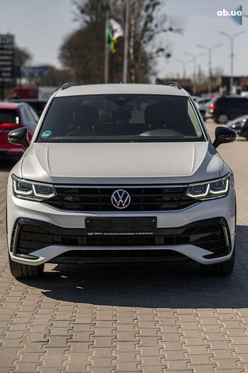 Volkswagen Tiguan 2021 - фото 21