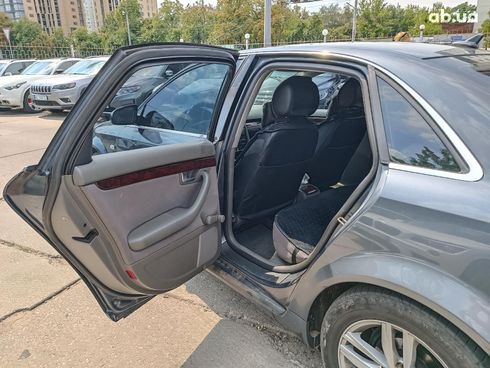 Audi A4 2005 серый - фото 14