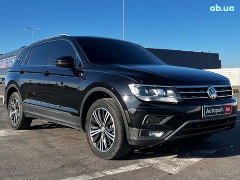 Volkswagen Tiguan 2019 черный - фото 6