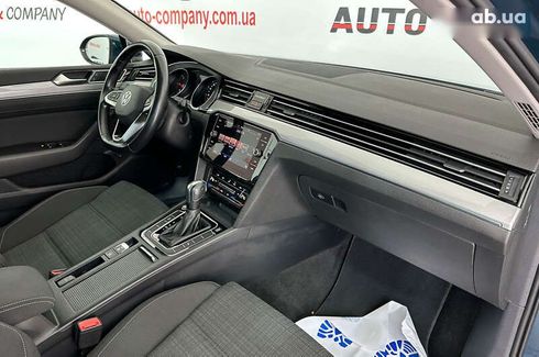 Volkswagen Passat 2020 - фото 13