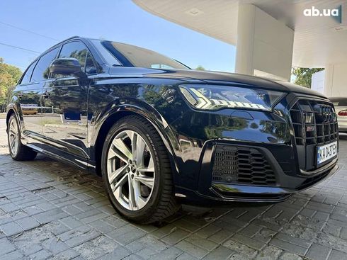 Audi SQ7 2021 - фото 12