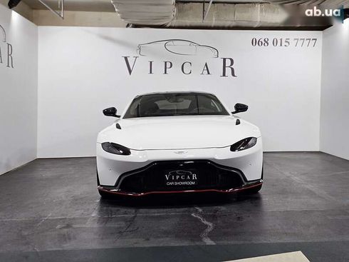 Aston Martin Vantage 2021 - фото 2